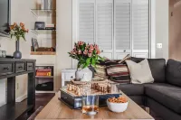 Marillac by AvantStay Gorgeous Ski Cabin w Balcony Patio Hotels in Olympic Valley