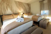 Haley's Court Boutique Motel