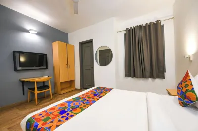 Hotel Crown Inn Surajkund Near Greenfield