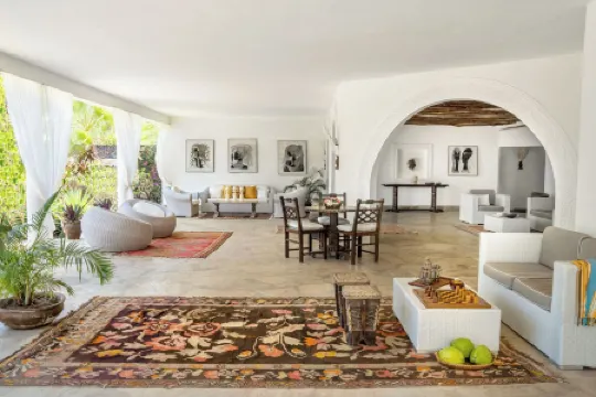 Lion in the Sun Boutique Hotel & Spa