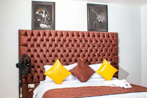 Luxury 3 Bedroom Self Catering Apartment- Masvingo Hotels in Masvingo