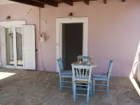 Christina's Villa with Sea View Hotels in Daratso