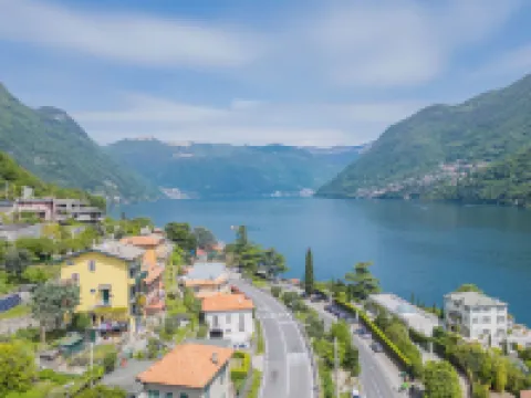 La Quiete with Private Garden by Rent All Como Hotels in Laglio