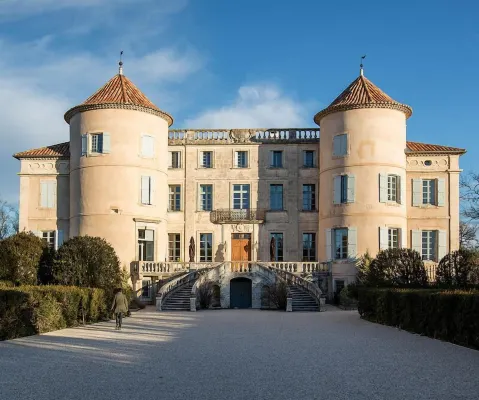 Château de Potelières Hôtels à : Saint-Victor-de-Malcap