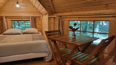 Le Domaine Insolite de Broceliande Các khách sạn ở Saint-Malon-sur-Mel