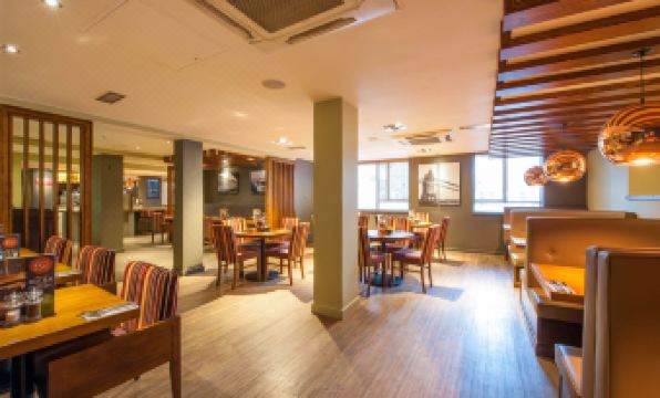 Premier Inn London Hammersmith (Ravenscourt Park)