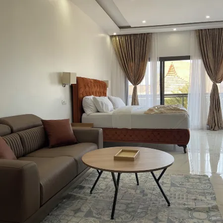 Bi Hotel SARL