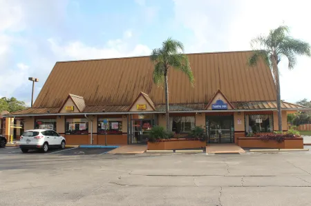 Tampa Inn Near Busch Gardens