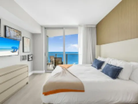 Luxury Miami Condos – Ocean & City Views Hotels in Hallandale Beach