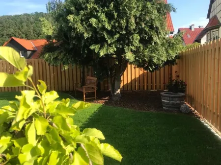 Zur Quelle - Ferien-Apartment-Haus Отели в г. Вернигероде