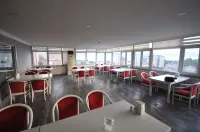 Altinnal Hotel - breakfast