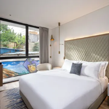 Hotel Nucha-Fattal Colors