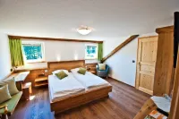 Höhengasthaus Kolmenhof an der Donauquelle Hotel di Triberg im Schwarzwald