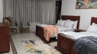 Spacious Apartment in Dar es Salaam with City, Ocean, and Pool Views Hôtels à : 