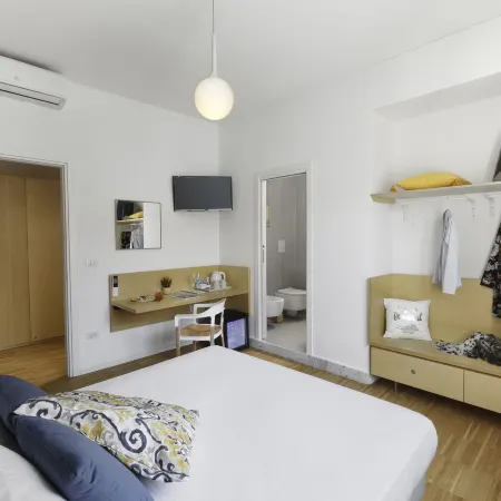 Vivaldo Suite - Piazza dei Martiri