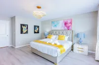 Brand New 2  Villa Hotel 10B.R 12 king Bed Hospitality team extended family07/17 - ヴィラ
