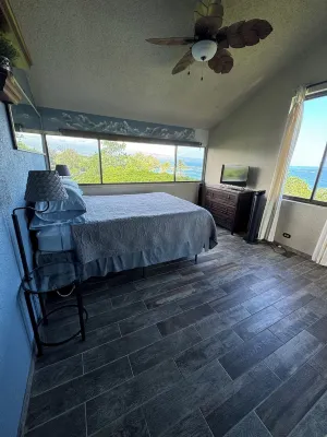 Epic Oceanfront Penthouse with Best Views in Hilo!