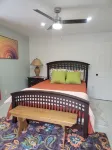 Magnolia River Charming house in fantastic Friendsville with WiFi, AC