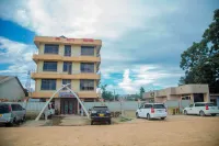 GR City Hotel - parking