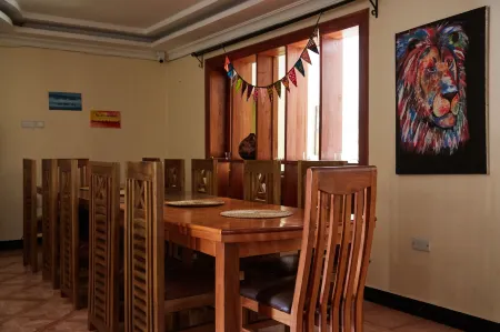 Villa Viva Tanzania Отели рядом с достопримечательностью «Arusha Clock Tower»