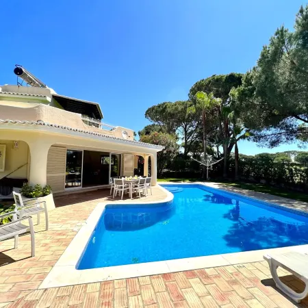 Vilamoura Amazing Golf Villa with Pool by Homing