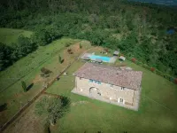 Leopolda in Selvarella Pool and Wi-Fi Hotels in Bucine