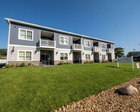 Long Beach Suites Hotels in Gloucester