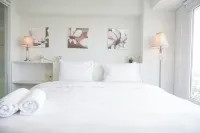 Comfy and Spacious 2Br Loft Apartment Maqna Residence Hotel di Jakarta Barat
