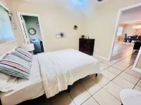 Beautiful Villa with Pool in awesome Miami!