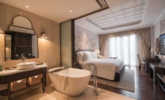 Golden Imperial Hotel