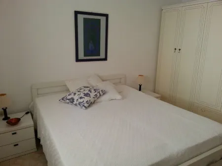 House in sea view villa