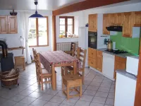 Gite at the heart of the listed site of the 7 lakes and the Cascades of Herisson Hôtels à : Le Frasnois