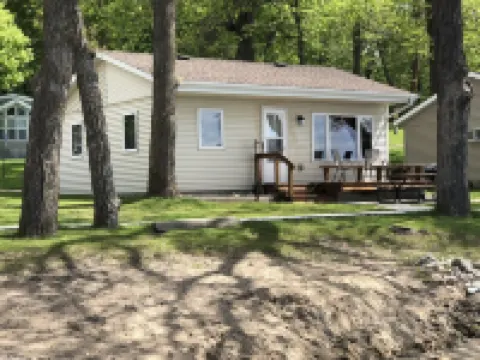 Lake Miltona, MN Weekly Rental Cabin is located right on the beach.