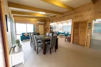 Spacious disability-friendly respite property only minutes from Smiths Beach!