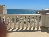 Spacious 5-bedroom house with AC, WiFi in delightful Playa Encanto