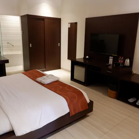 Sanghyang Indah Spa Resort Отели рядом с достопримечательностью «Пляж Anyer»