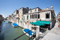 Your Luxury Loft in Heart of Venice!Great discount during Autumn/Winter season!