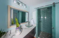 Cruzen Blue:  Beautiful One Bedroom/One bathroom at Grande Bay Resort Hotels in 