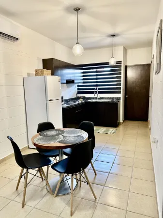 Experience living like a local. Отели рядом с достопримечательностью «CENTRO DE ATENCION MULTIPLE CAM No.8»