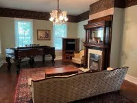 Kugler Cottage, built 1871 Hotels in Venango County