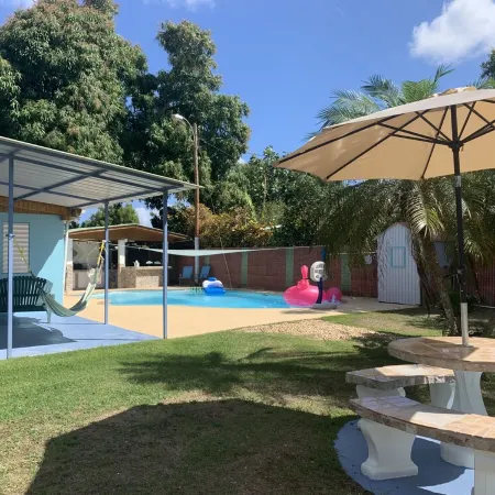 Casita tres mares!! Custom Home With private  Pool, Outdoor Grill, Easy Beach Wa