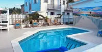Cozy studio #6  with pool near beach VRBO