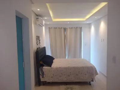 Beautiful 3 bedroom house with private pool in a gated community close to the beach Hoteles cerca de Rio Capivara Grande Aquaville