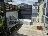 Kainga Tatahi  - Modern Urenui Beach Bach 酒店