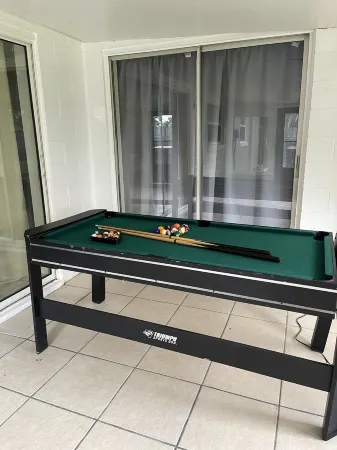 Spacious Home Away Relax Hot Tub!