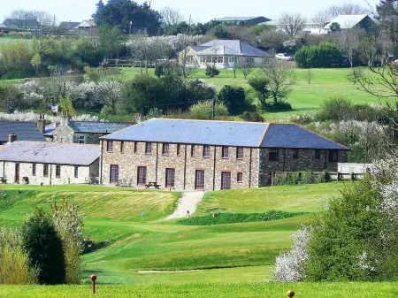 2 Bed First Floor Apartment with Stunning Sea Views on Porthpean Golf Course