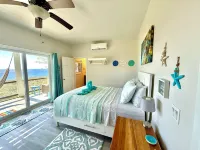 Luxury Ocean View Villa in West Bay Roatan. 3 Bedrooms with Pool & Beach Access