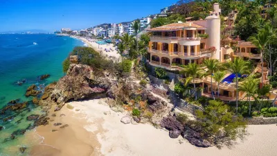 Villa Estrella Mar - Five Star Luxury - Staff - Private Pool - On the beach!