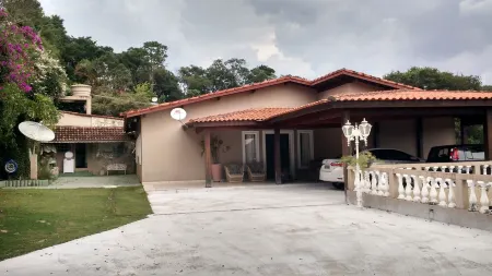 Farm in Porta do Sol Condominium Отели в г. Майринки