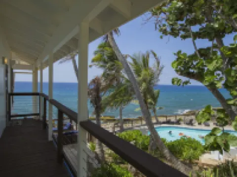 Oceanfront.  Saltwater Pool. Walk to Cane Bay Beach & Restaurants. Hotels in Northcentral